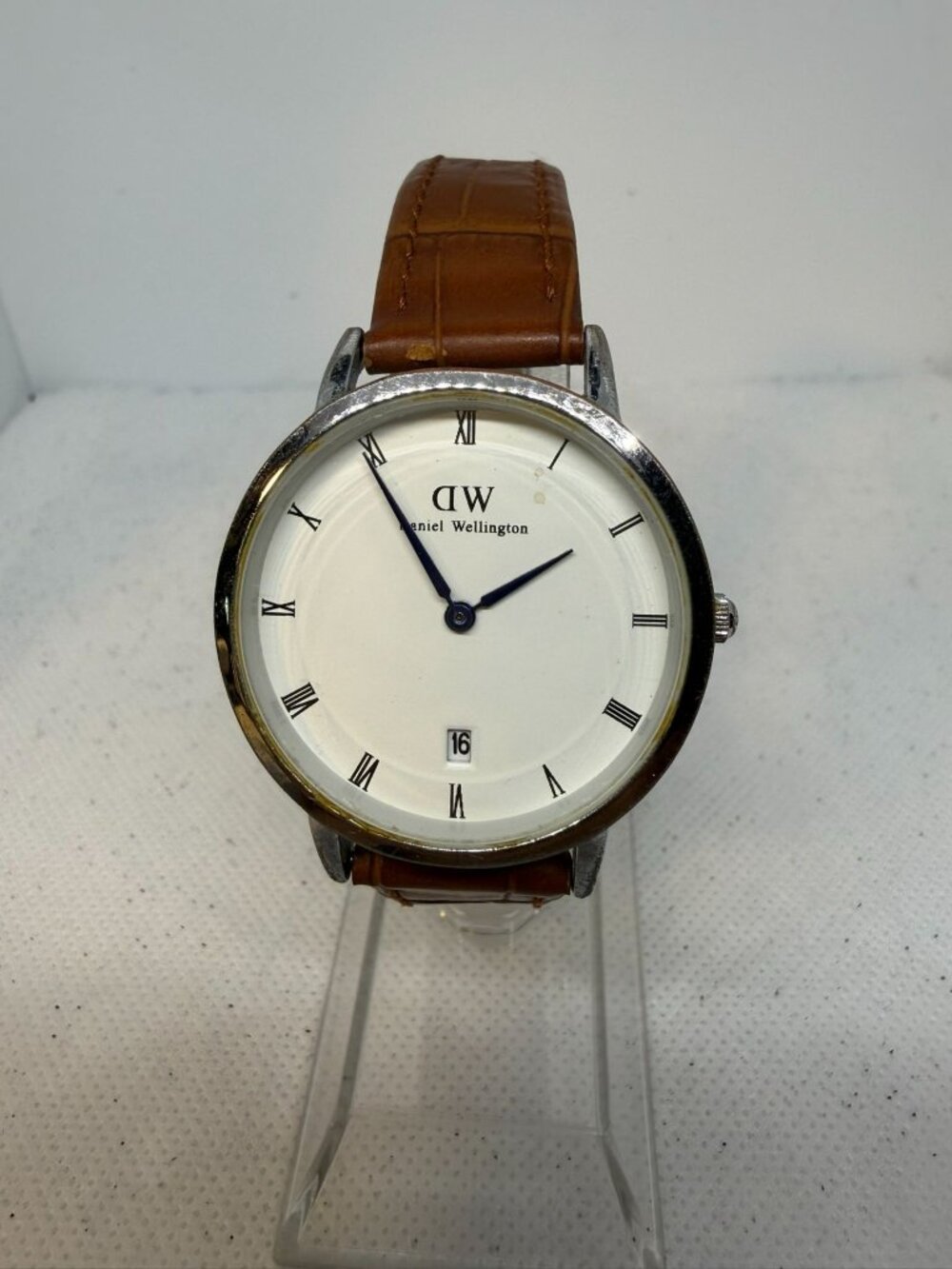 Daniel Wellington DW2061 Ladies White Date Dial Brown Leather Watch 36mm